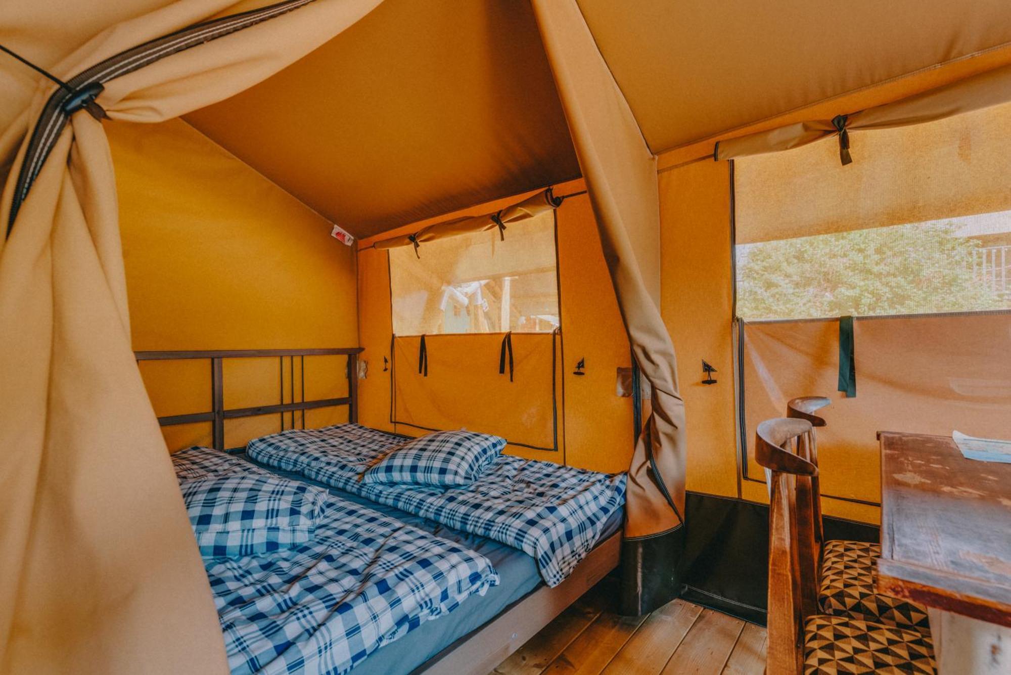 Rendes Glamping Hotel Balatonrendes Exterior foto