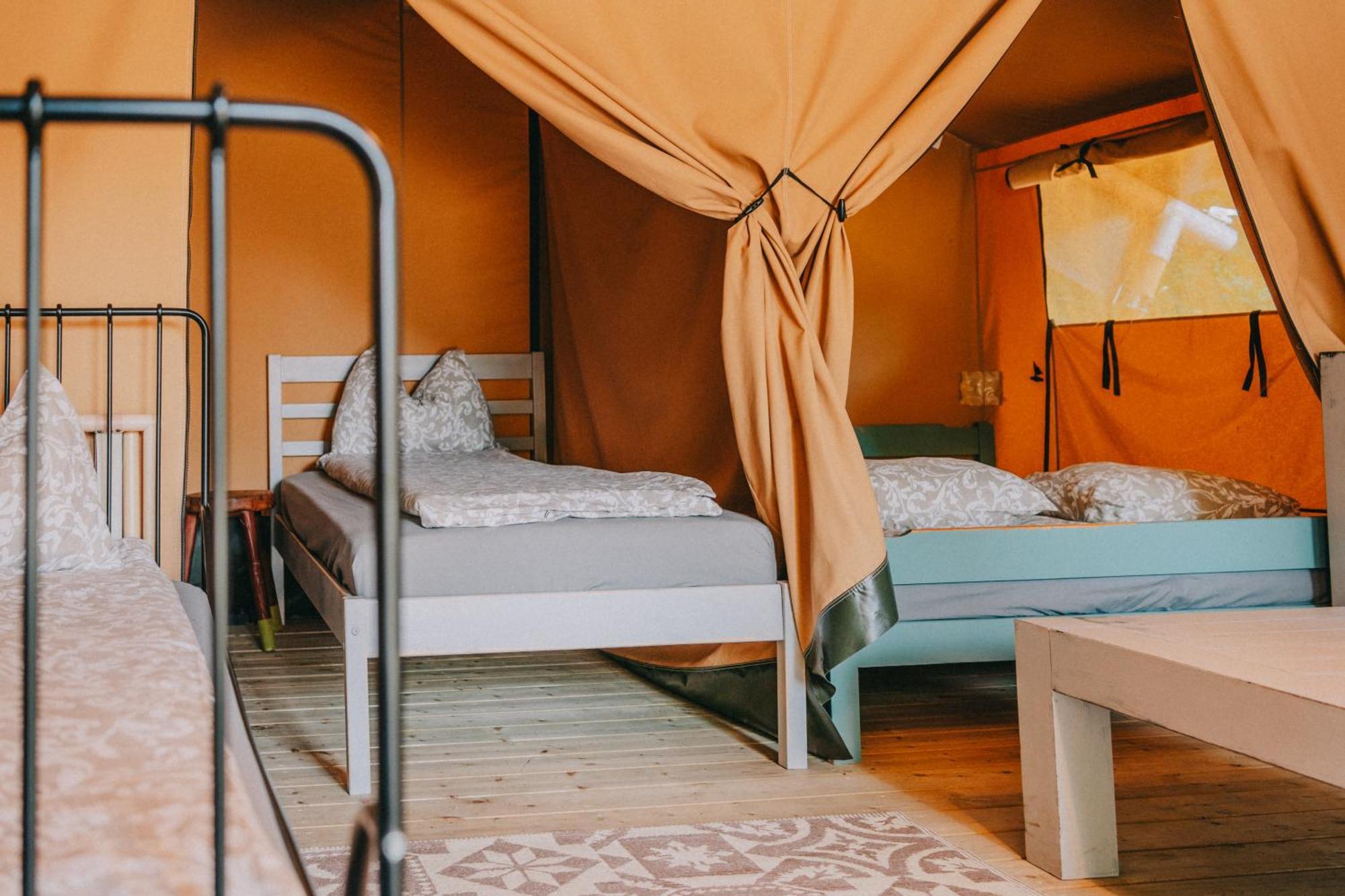 Rendes Glamping Hotel Balatonrendes Exterior foto