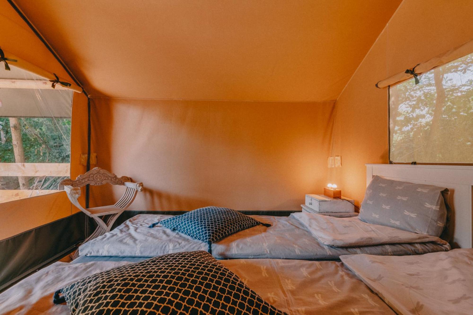 Rendes Glamping Hotel Balatonrendes Exterior foto