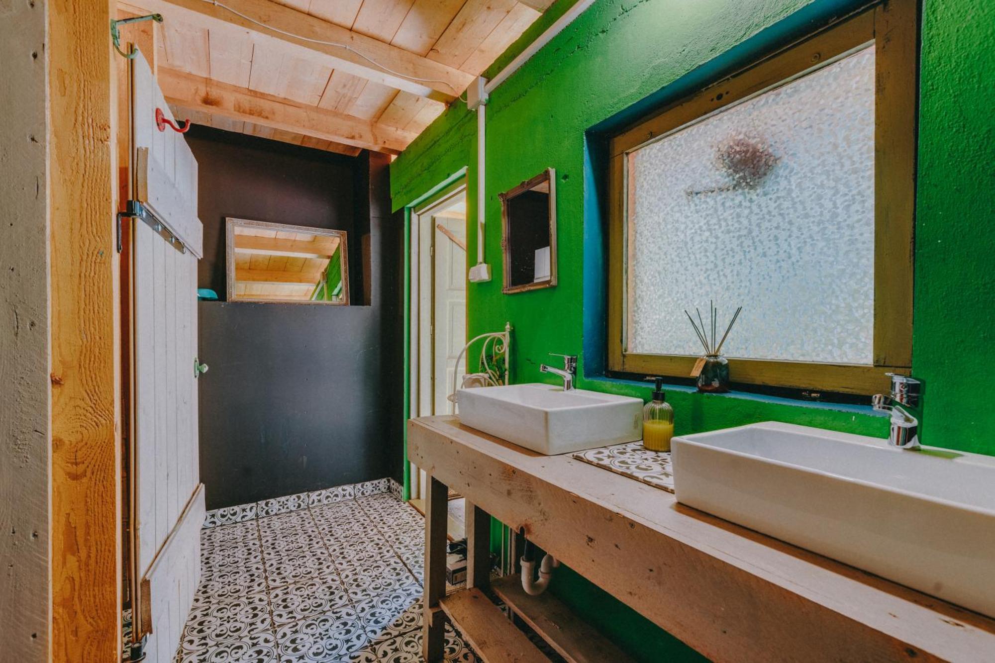 Rendes Glamping Hotel Balatonrendes Exterior foto