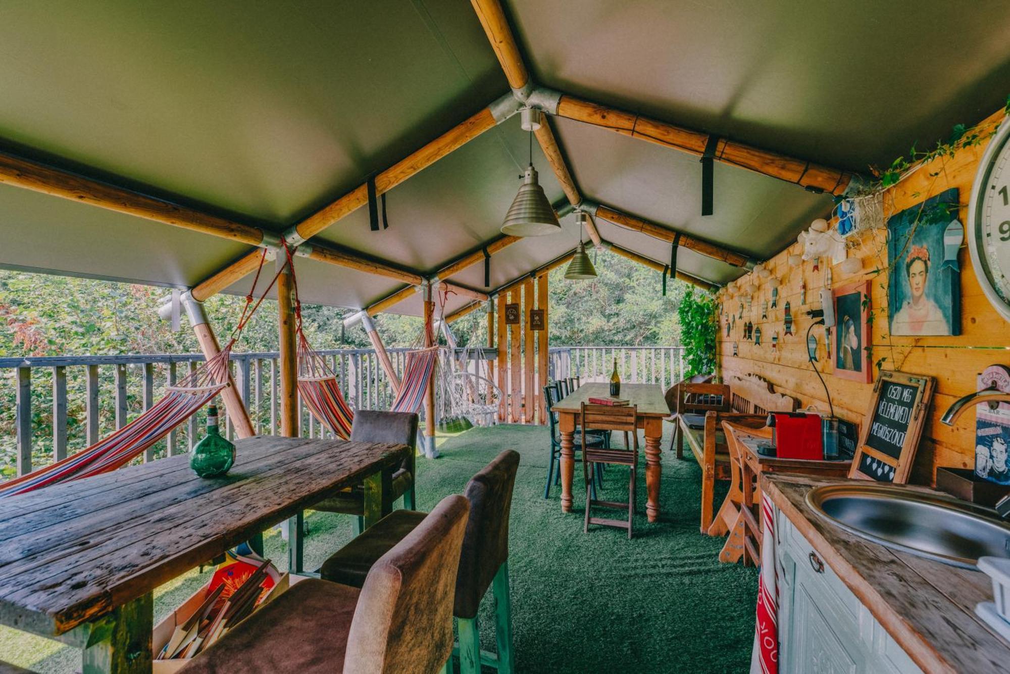 Rendes Glamping Hotel Balatonrendes Exterior foto