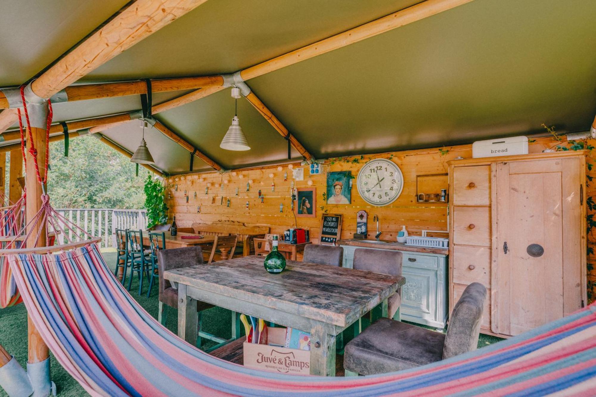 Rendes Glamping Hotel Balatonrendes Exterior foto